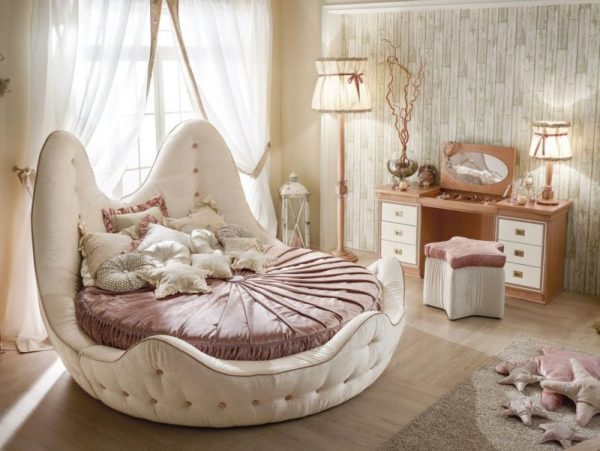 Кровати и мягкая мебель на заказ